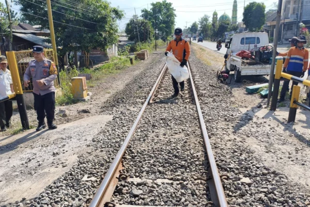 Demi Keselamatan, KAI Daop 7 Tutup Perlintasan Blitar