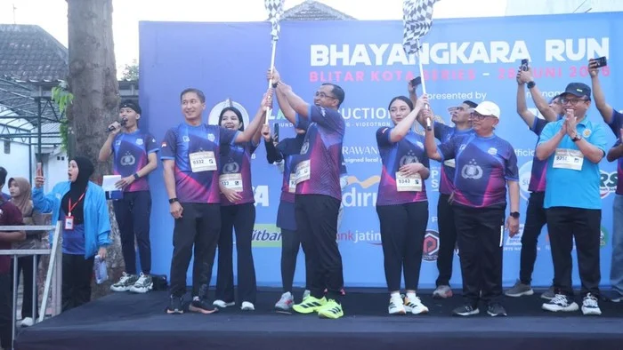 Sukses Digelar, Bhayangkara Run 2026 Polres Blitar Kota Tarik 1.300 Peserta
