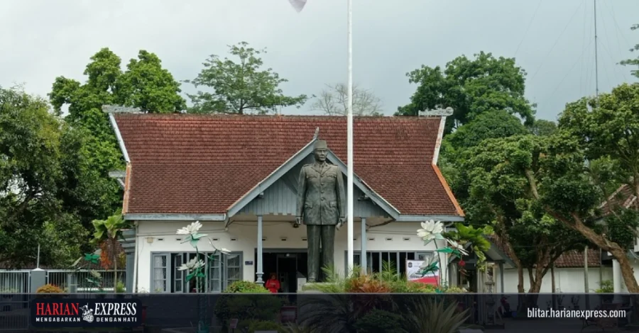 Istana Gebang: Saksi Bisu Masa Muda Soekarno di Kota Blitar